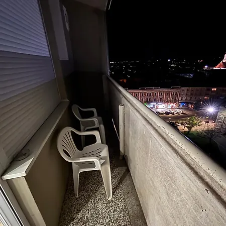 アパート Vanja 2 *